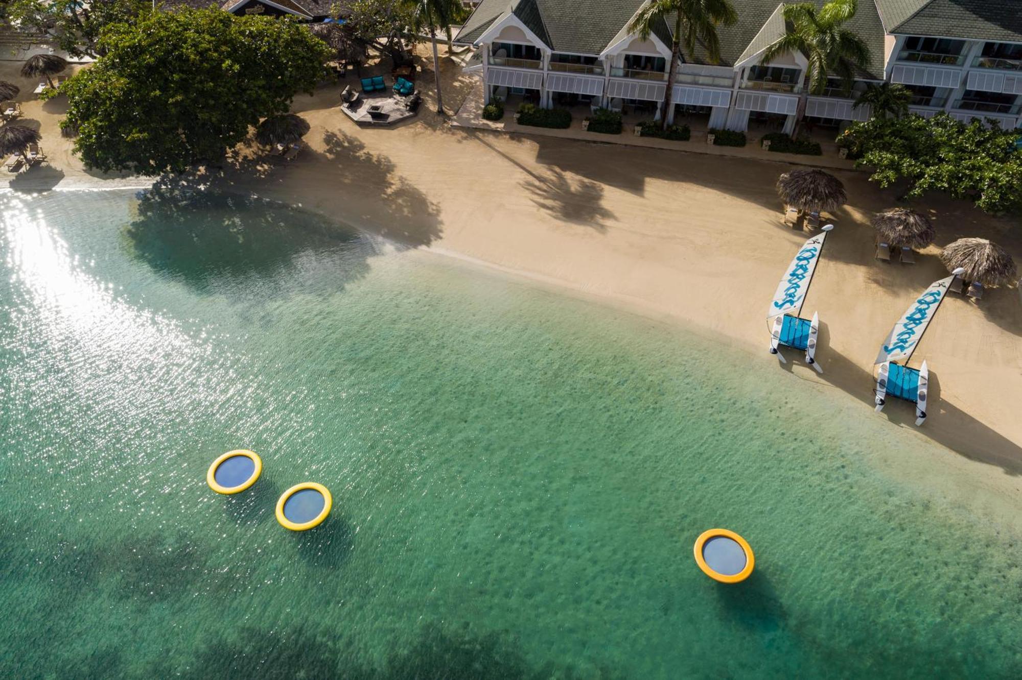 Sandals Royal Caribbean All Inclusive Resort & Private Island - Couples Only มอนเทโกเบย์ ภายนอก รูปภาพ